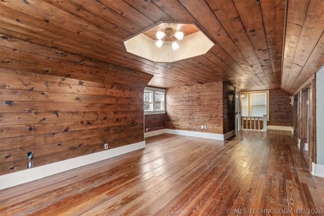 221 W Pecan Street, Coweta, OK 74429