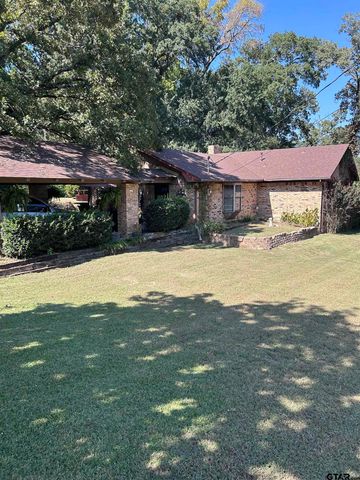 1600 Mc Minn, Mount Pleasant, TX 75455