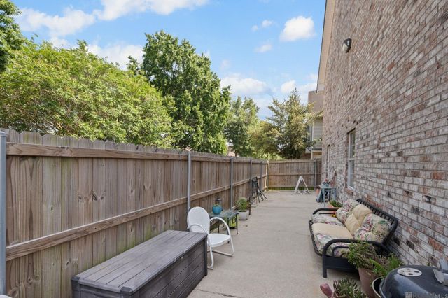 4146 Jefferson Woods Dr, Baton Rouge, LA 70809