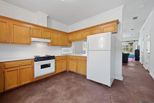 4146 Jefferson Woods Dr, Baton Rouge, LA 70809