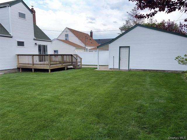 144 Cottage Boulevard, Hicksville, NY 11801
