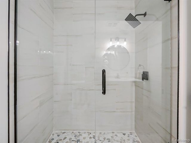 40335 Plymouth Road 104, Plymouth, MI 48170