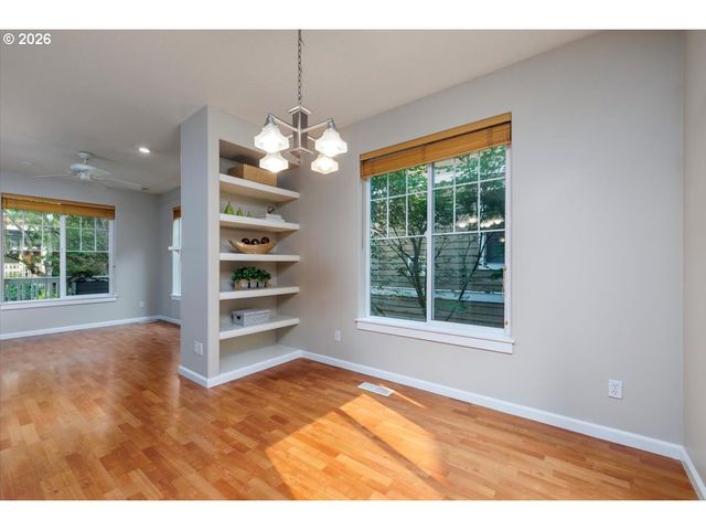16036 Sw GAGE Ln, Beaverton, OR 97006
