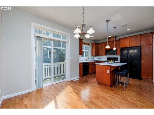 16036 Sw GAGE Ln, Beaverton, OR 97006