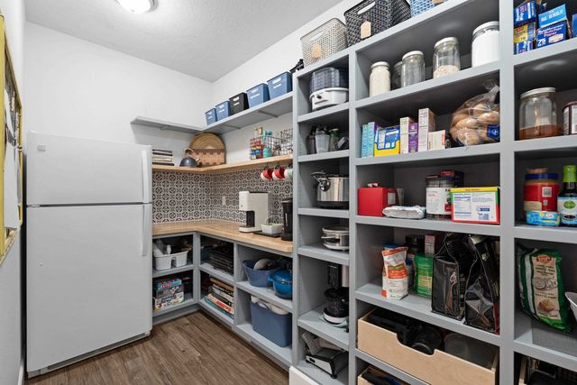 19631 E Buckeye Ave, Otis Orchards, WA 99027
