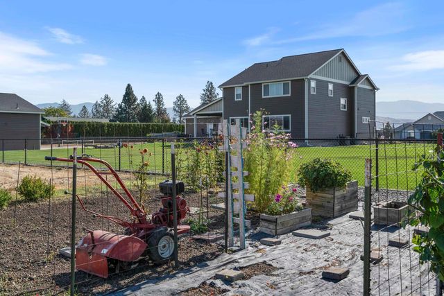 19631 E Buckeye Ave, Otis Orchards, WA 99027