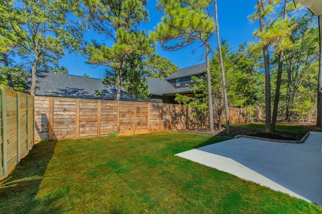 106 Heleakala DR, Bastrop, TX 78602