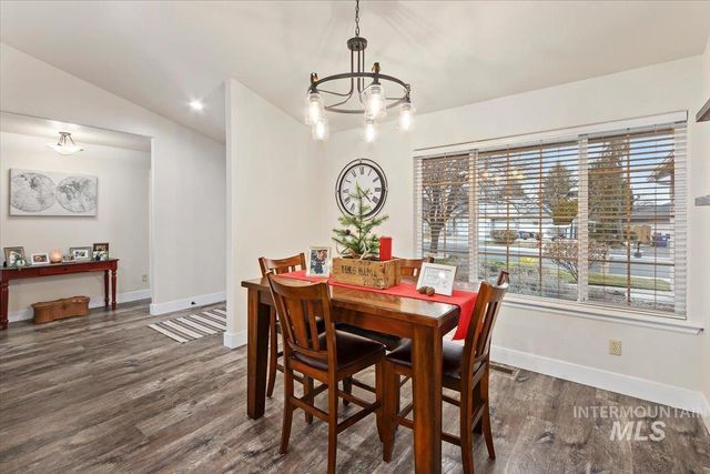 2306 Hillcrest Drive, Twin Falls, ID 83301