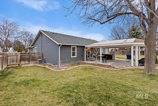 2306 Hillcrest Drive, Twin Falls, ID 83301