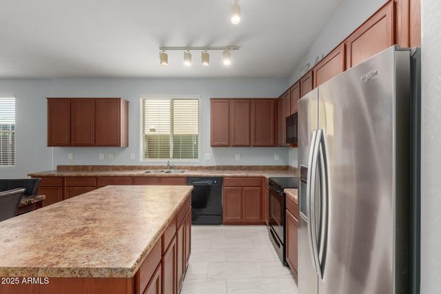 22908 N CANDLELIGHT Court, Sun City West, AZ 85375