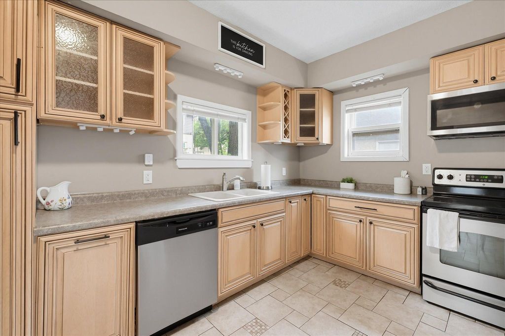 558 Concord Street, Saint Paul, MN 55107 — photo 3