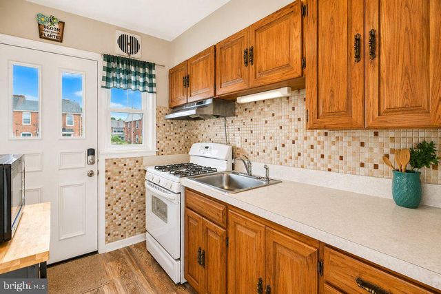 2031 JASMINE RD, Dundalk, MD 21222