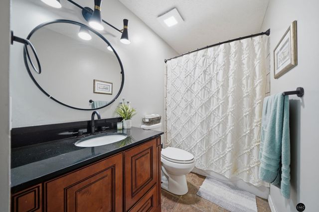 6130 W Beal Circle, Lincoln, NE 68521