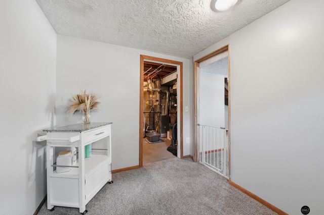 6130 W Beal Circle, Lincoln, NE 68521