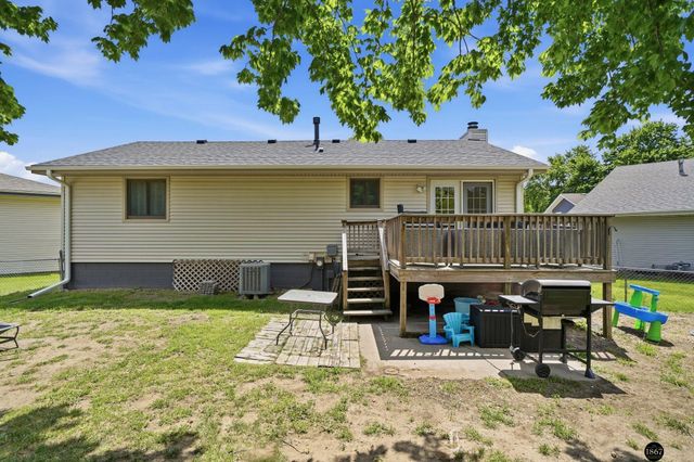 6130 W Beal Circle, Lincoln, NE 68521