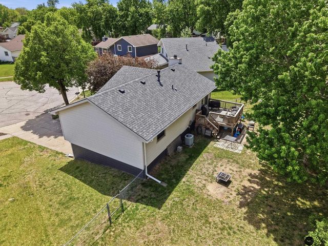 6130 W Beal Circle, Lincoln, NE 68521