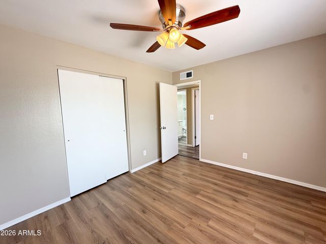 10921 W Sells Drive, Phoenix, AZ 85037