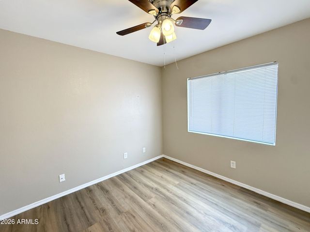 10921 W Sells Drive, Phoenix, AZ 85037