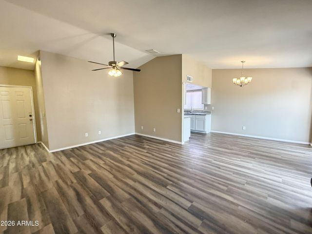 10921 W Sells Drive, Phoenix, AZ 85037