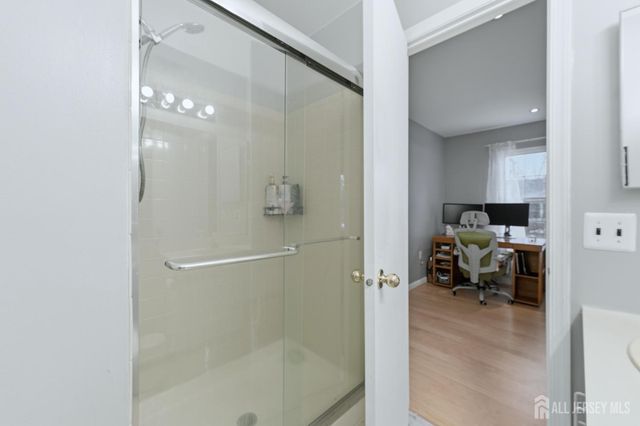 334 mcdowell Drive, East Brunswick, NJ 08816