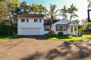 29693 Medbury Street, Farmington Hills, MI 48336