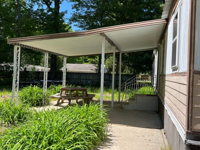 11591 Lark Drive, Belvidere Twp, MI 48850