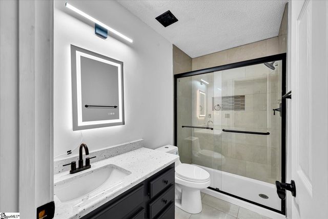 6 W Fairgate Court, Simpsonville, SC 29680