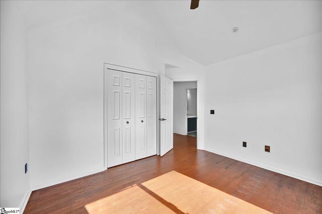 6 W Fairgate Court, Simpsonville, SC 29680