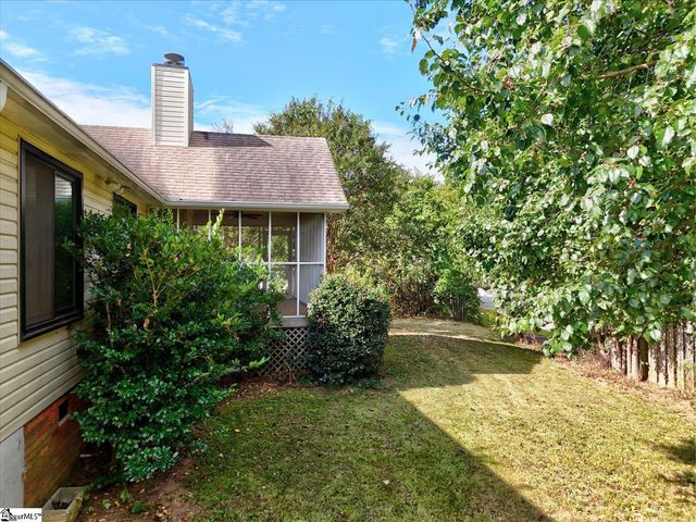 6 W Fairgate Court, Simpsonville, SC 29680