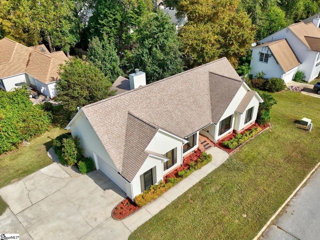 6 W Fairgate Court, Simpsonville, SC 29680