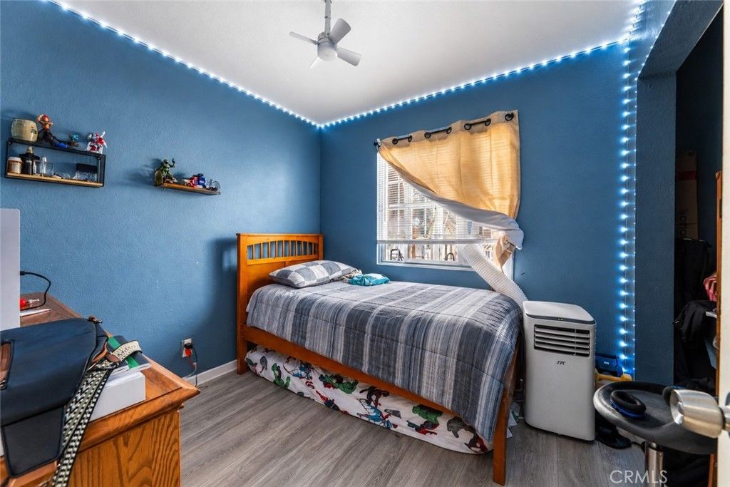 907 E 109th, Los Angeles, CA 90059 — photo 3