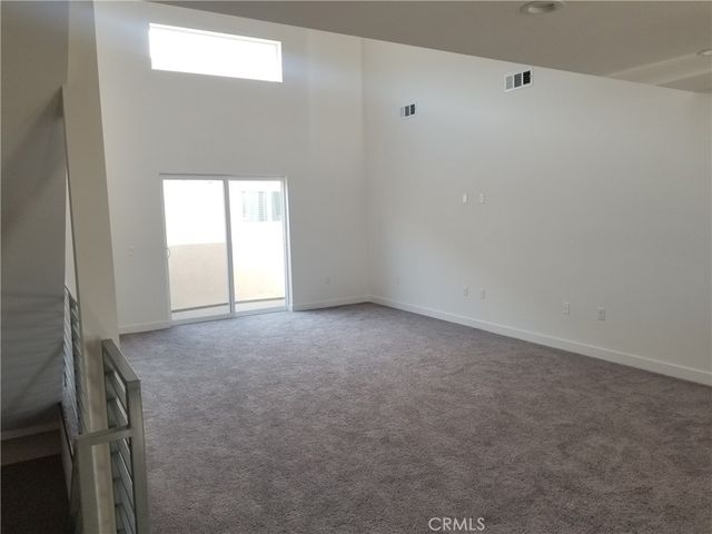 5621 N Bella Blanco Drive, North Hollywood, CA 91601