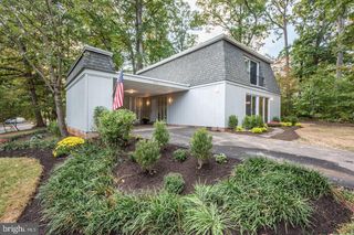 11201 WEDGE DR, Reston, VA 20190