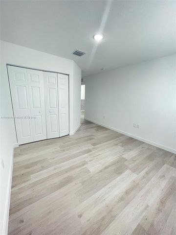 116 NW 10th St A, Hallandale Beach, FL 33009