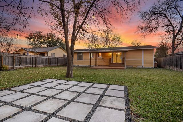 108 E Skyview RD, Austin, TX 78752