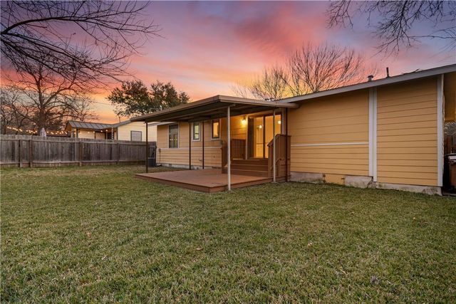 108 E Skyview RD, Austin, TX 78752