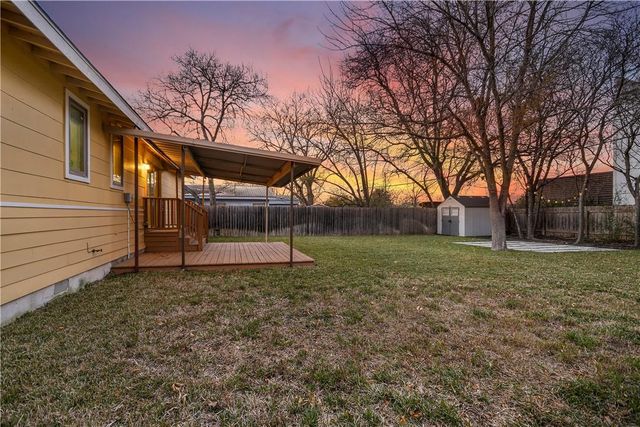 108 E Skyview RD, Austin, TX 78752
