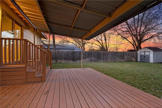108 E Skyview RD, Austin, TX 78752