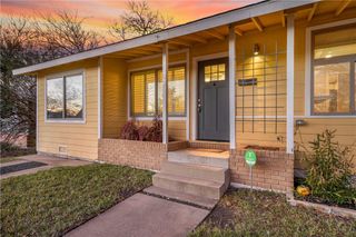 108 E Skyview RD, Austin, TX 78752