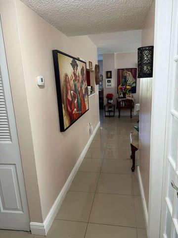 4164 Inverrary Drive 302, Lauderhill, FL 33319