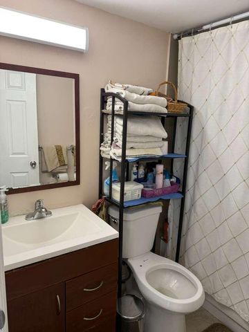 4164 Inverrary Drive 302, Lauderhill, FL 33319