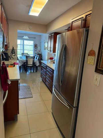 4164 Inverrary Drive 302, Lauderhill, FL 33319