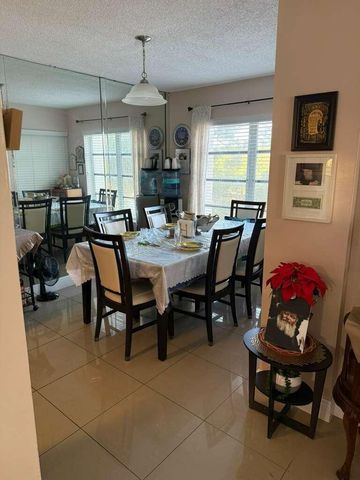 4164 Inverrary Drive 302, Lauderhill, FL 33319