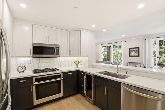 1155 Merrill Street 101, Menlo Park, CA 94025