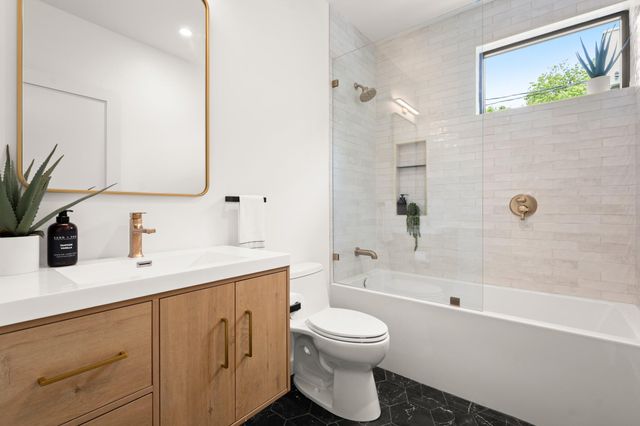 5511 Joe Sayers Ave A, Austin, TX 78756