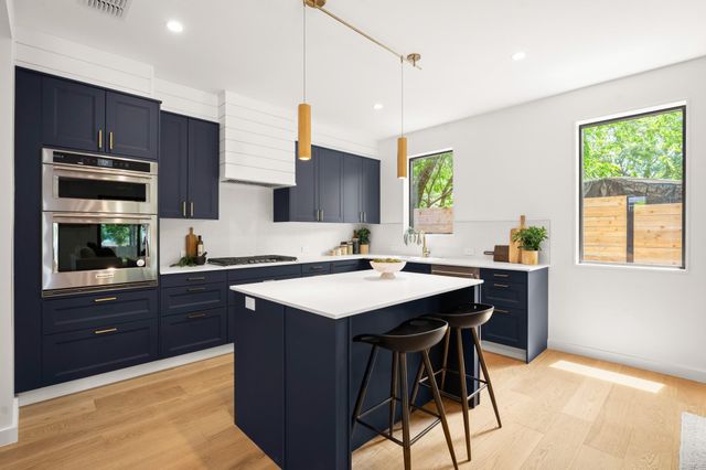 5511 Joe Sayers Ave A, Austin, TX 78756
