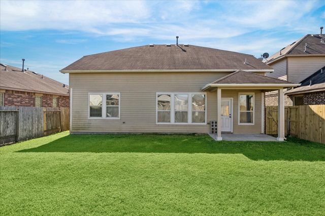 310 Kendall Crest Drive, Alvin, TX 77511