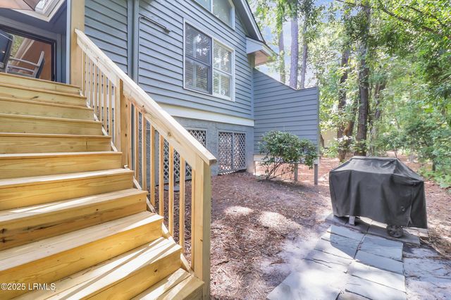 78 Shell Ring Road, Hilton Head Island, SC 29928