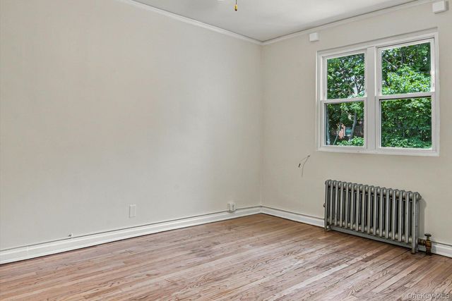 2046 26th Street, Astoria, NY 11105
