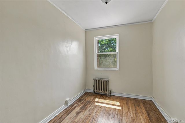 2046 26th Street, Astoria, NY 11105